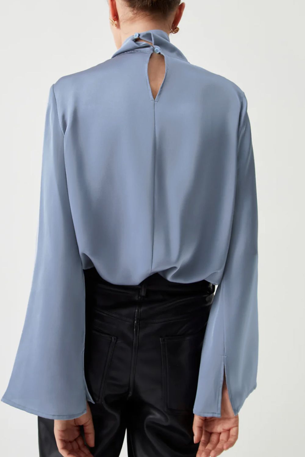 Gracefully Styled Blouse for Any Occasion