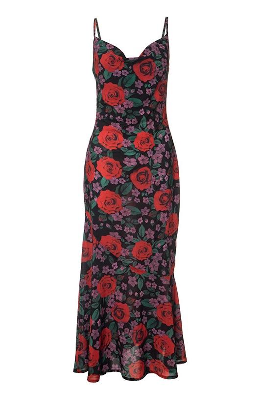 Well Tailored Dress with a Graceful Silhouette