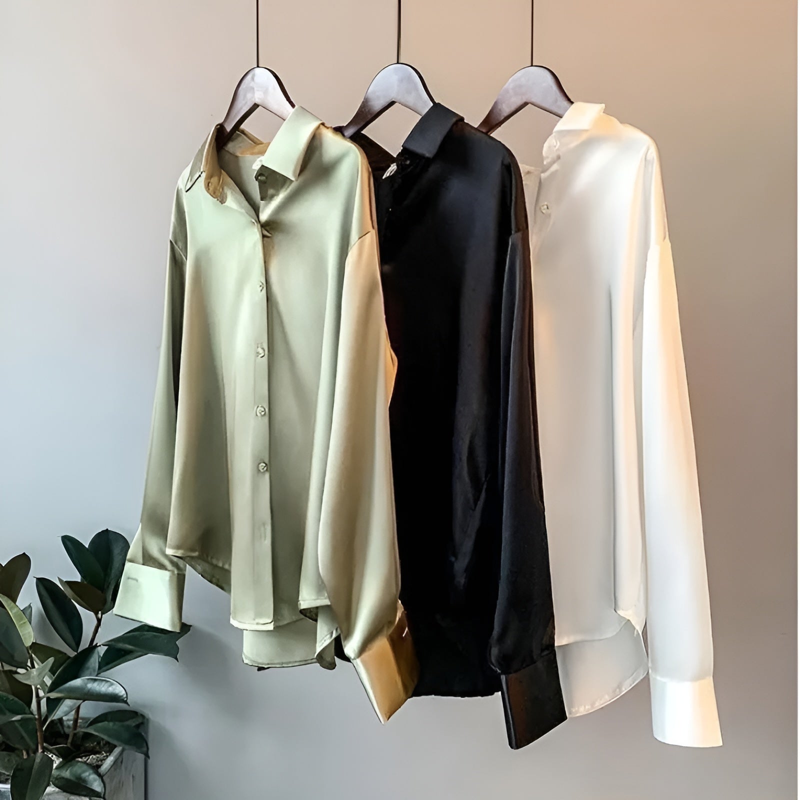 Well Tailored Blouse with a Graceful Silhouette