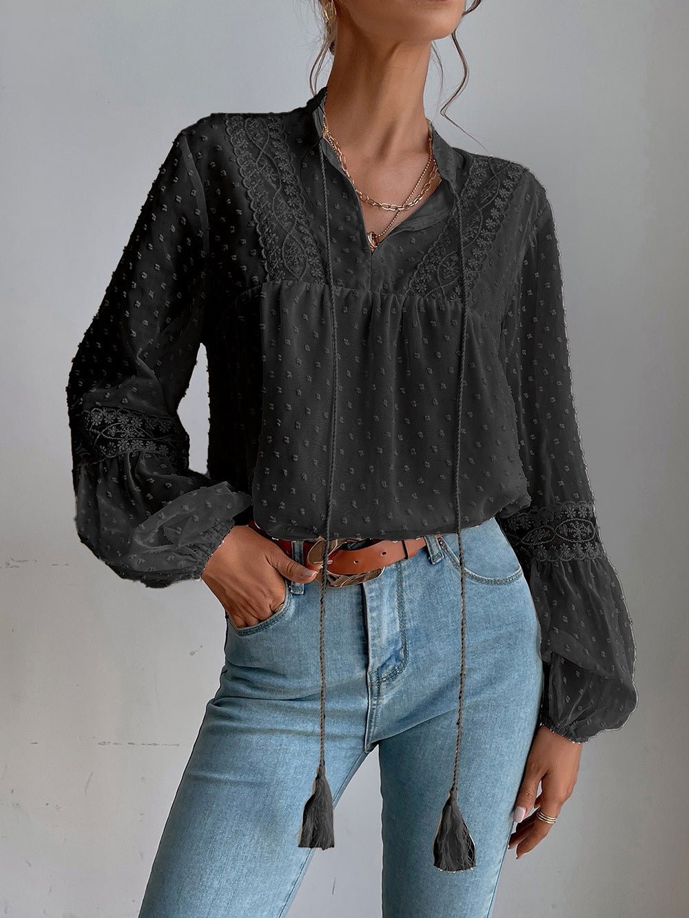 Classic Vintage & Enduringly Stylish Blouse