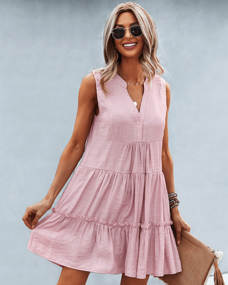 Beautifully Finished Dress in a Timeless Design