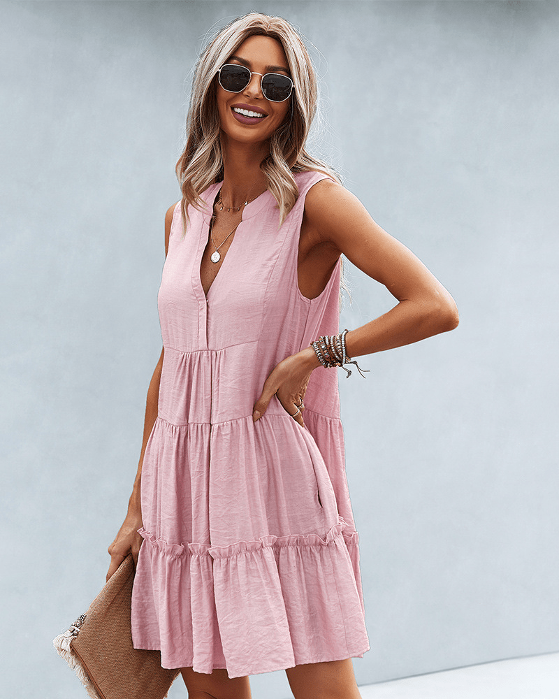 Beautifully Finished Dress in a Timeless Design