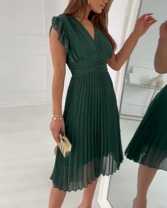 Classic Vintage & Enduringly Stylish Dress