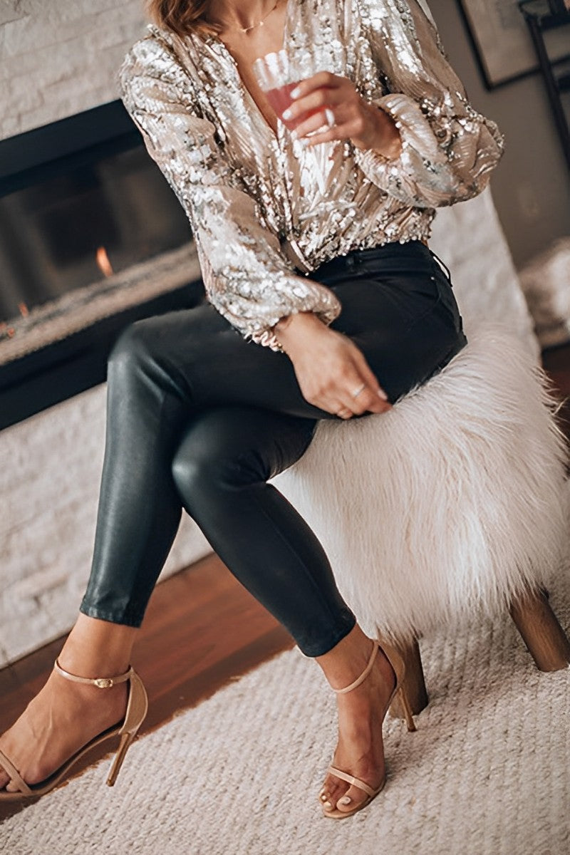 Effortlessly Elegant Blouse with a Timeless Design