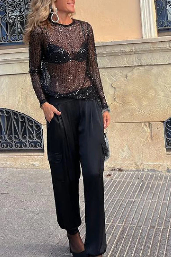 Beautifully Finished Blouse in a Timeless Design