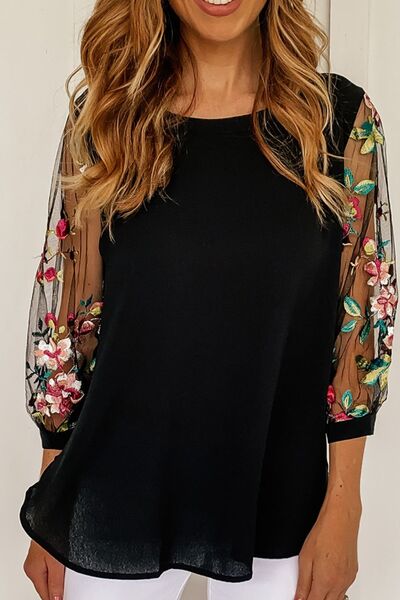 Sophisticated Blouse with a Clean Classic Look