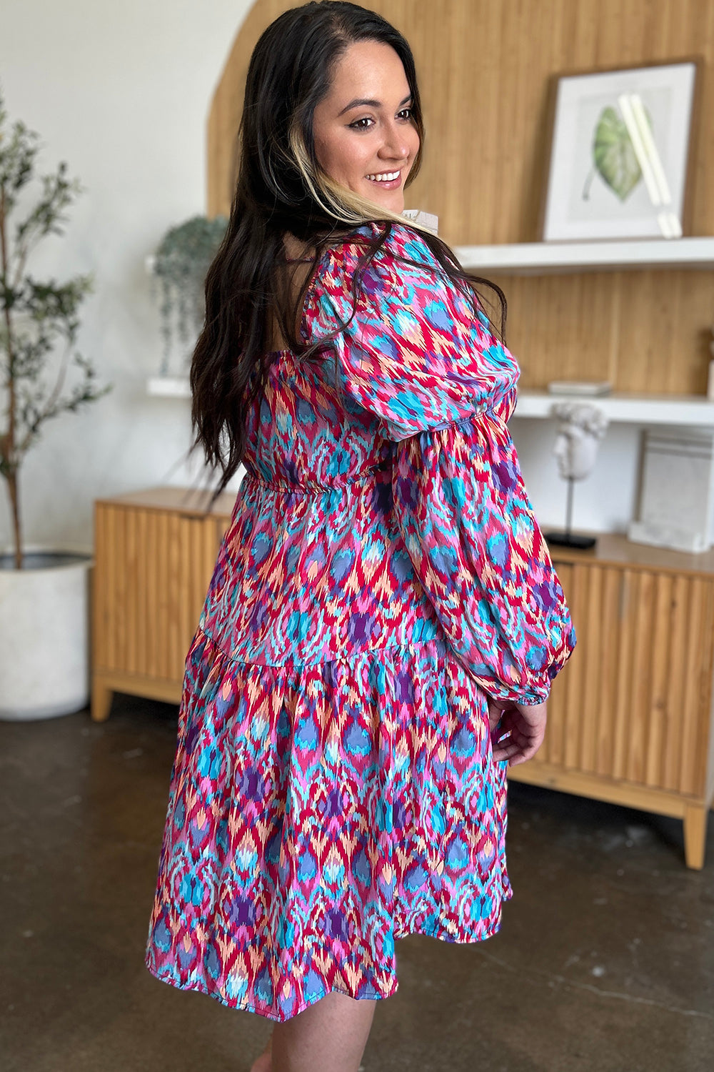 Beautifully Crafted Dress in a Classic Style