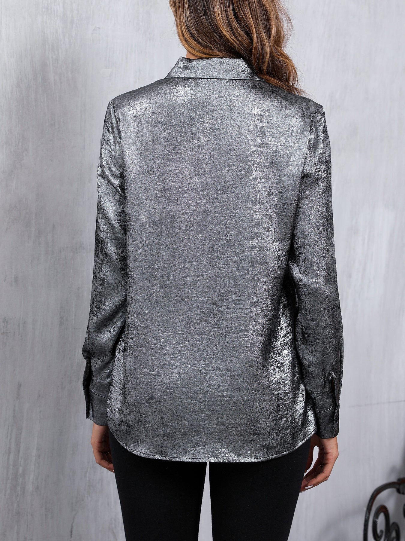 Beautifully Crafted Blouse in a Classic Style