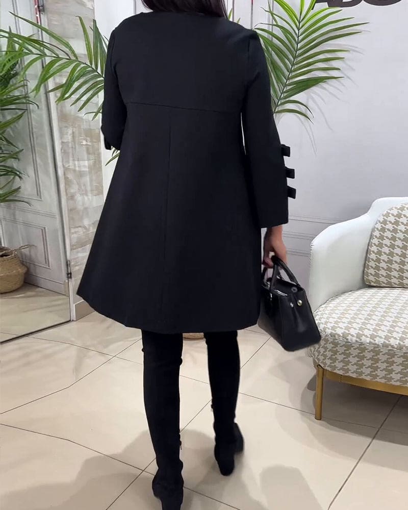 Sophisticated Dress with a Clean Classic Look
