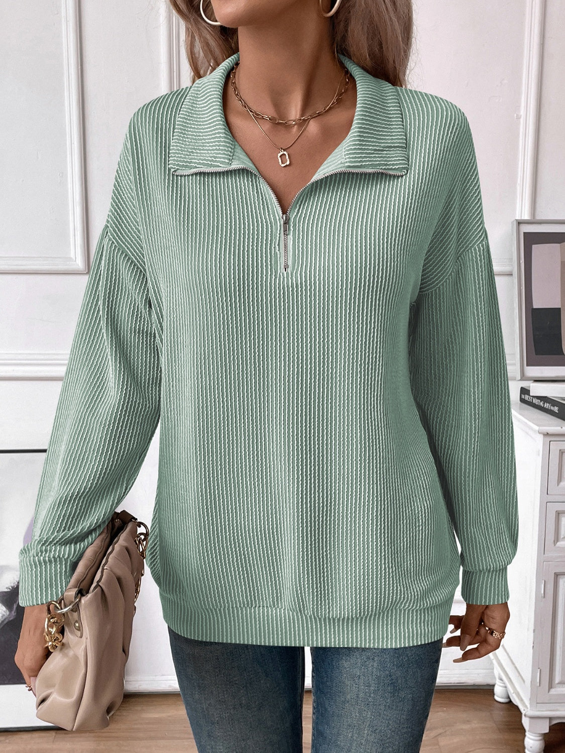 Effortlessly Elegant T-Shirt with a Timeless Design