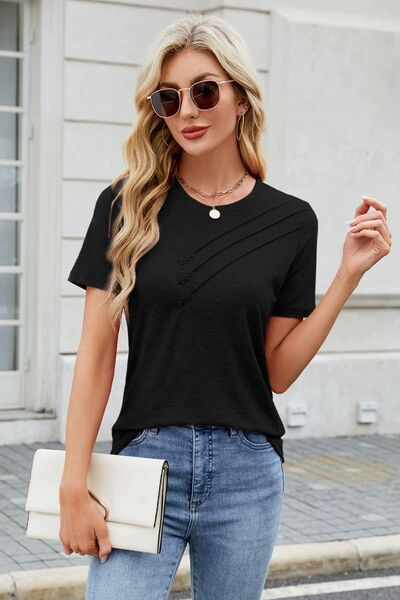 Beautifully Crafted T-Shirt in a Classic Style