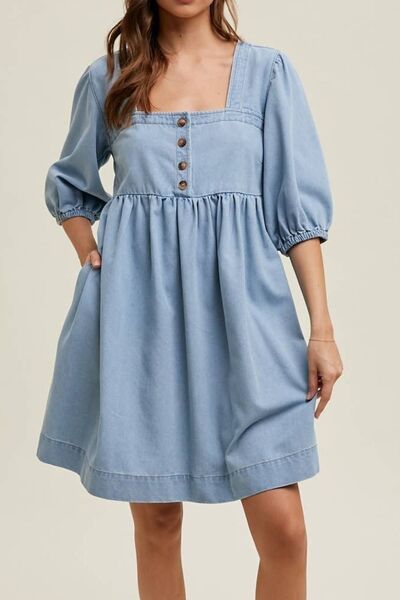 Sophisticated Dress with a Clean Classic Look
