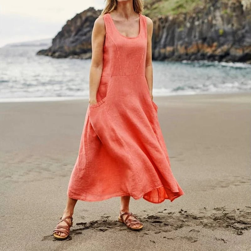 Sophisticated Dress with a Clean Classic Look