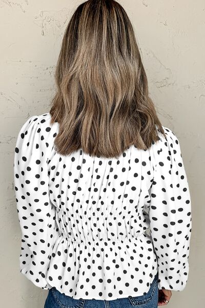 Effortlessly Elegant Blouse with a Timeless Design