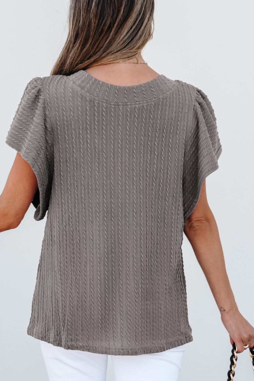 Elegantly Styled Blouse for Everyday Wear