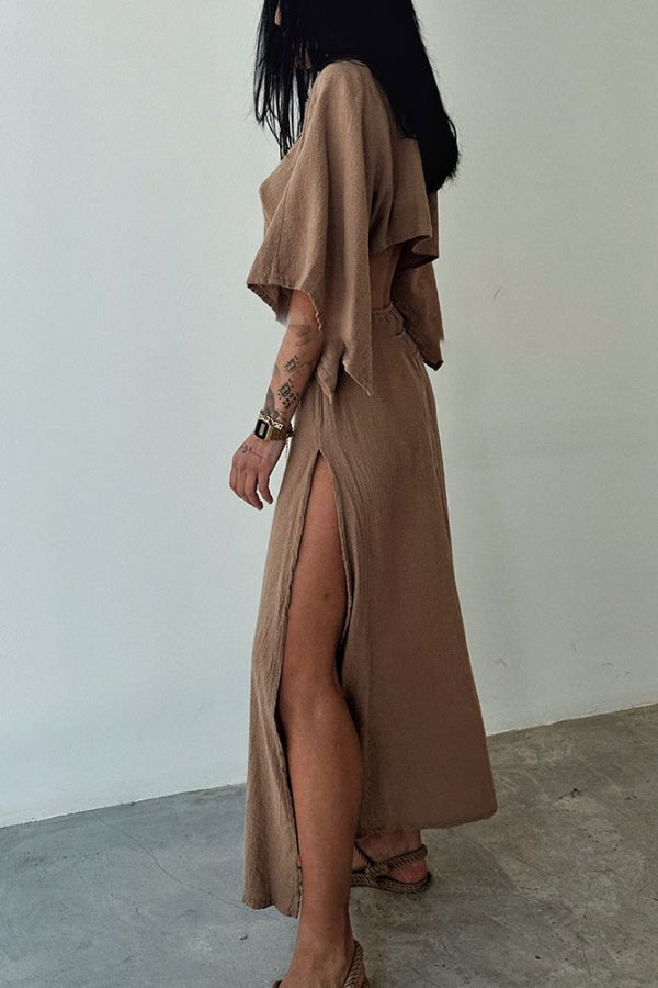 Beautifully Finished Dress in a Timeless Design