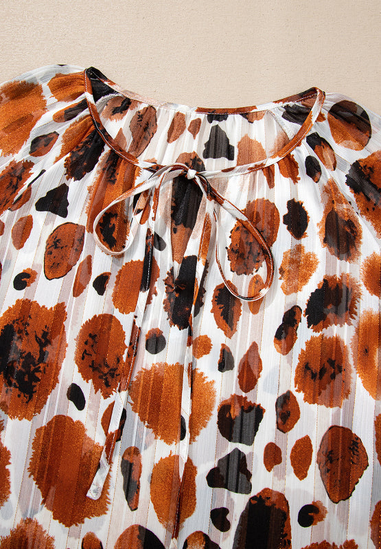 Sophisticated Blouse with a Clean Classic Look