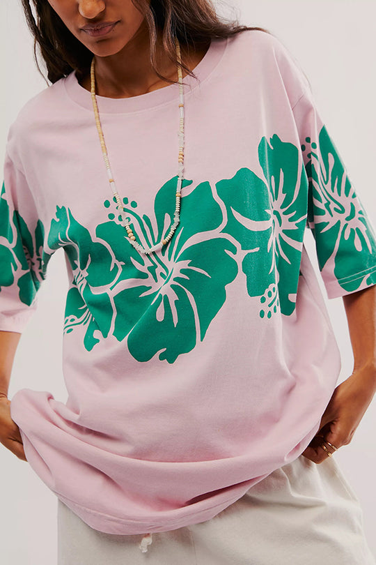 Well Tailored T-Shirt with a Graceful Silhouette