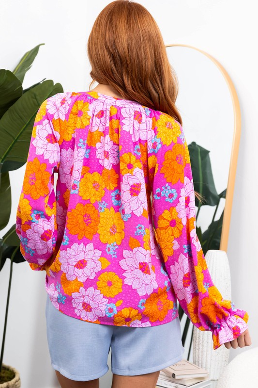 Effortlessly Elegant Blouse with a Timeless Design