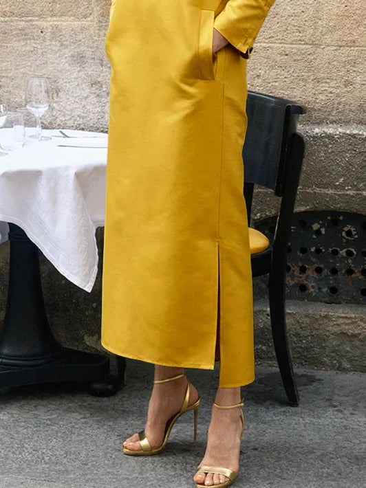 Gracefully Styled Dress for Any Occasion