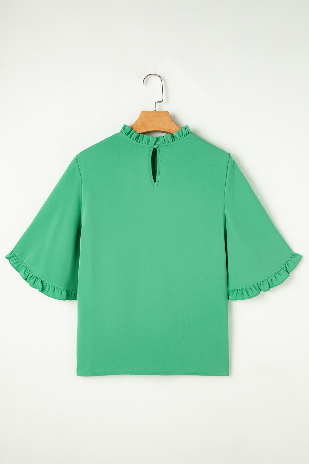 Sophisticated Blouse with a Clean Classic Look