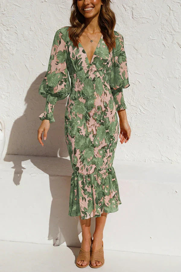 Beautifully Crafted Dress in a Classic Style