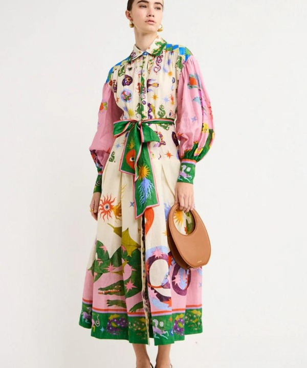 Effortlessly Elegant Dress with a Timeless Design