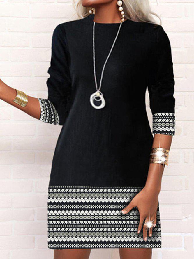 Classic Vintage Dress with a Flattering Fit