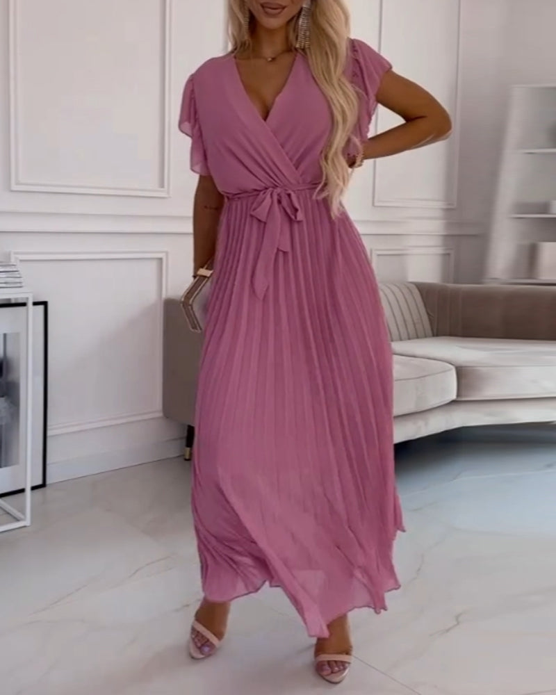 Gracefully Styled Dress for Any Occasion