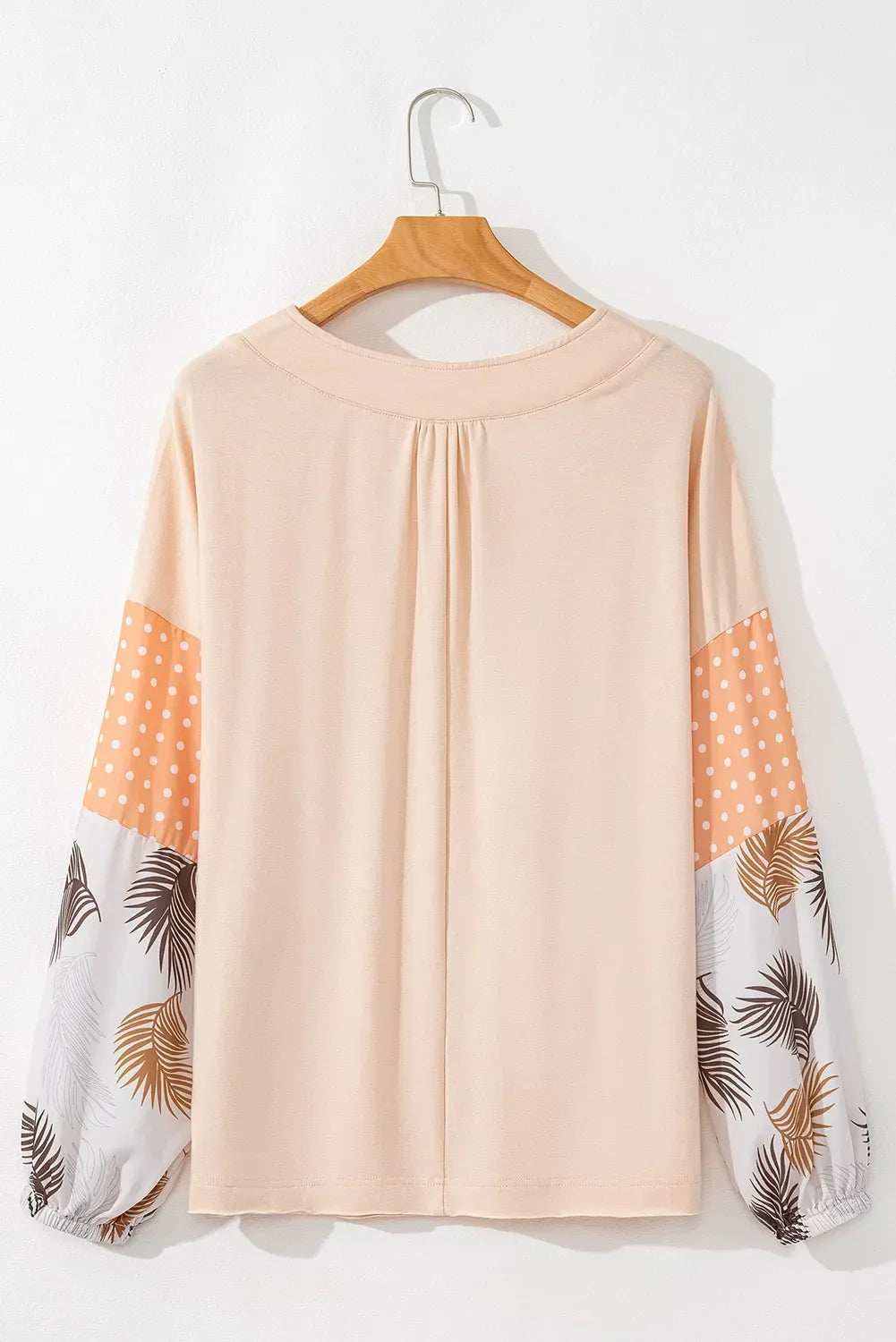 Sophisticated Blouse with a Clean Classic Look