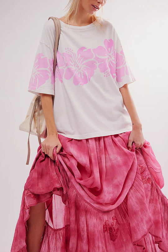 Well Tailored T-Shirt with a Graceful Silhouette