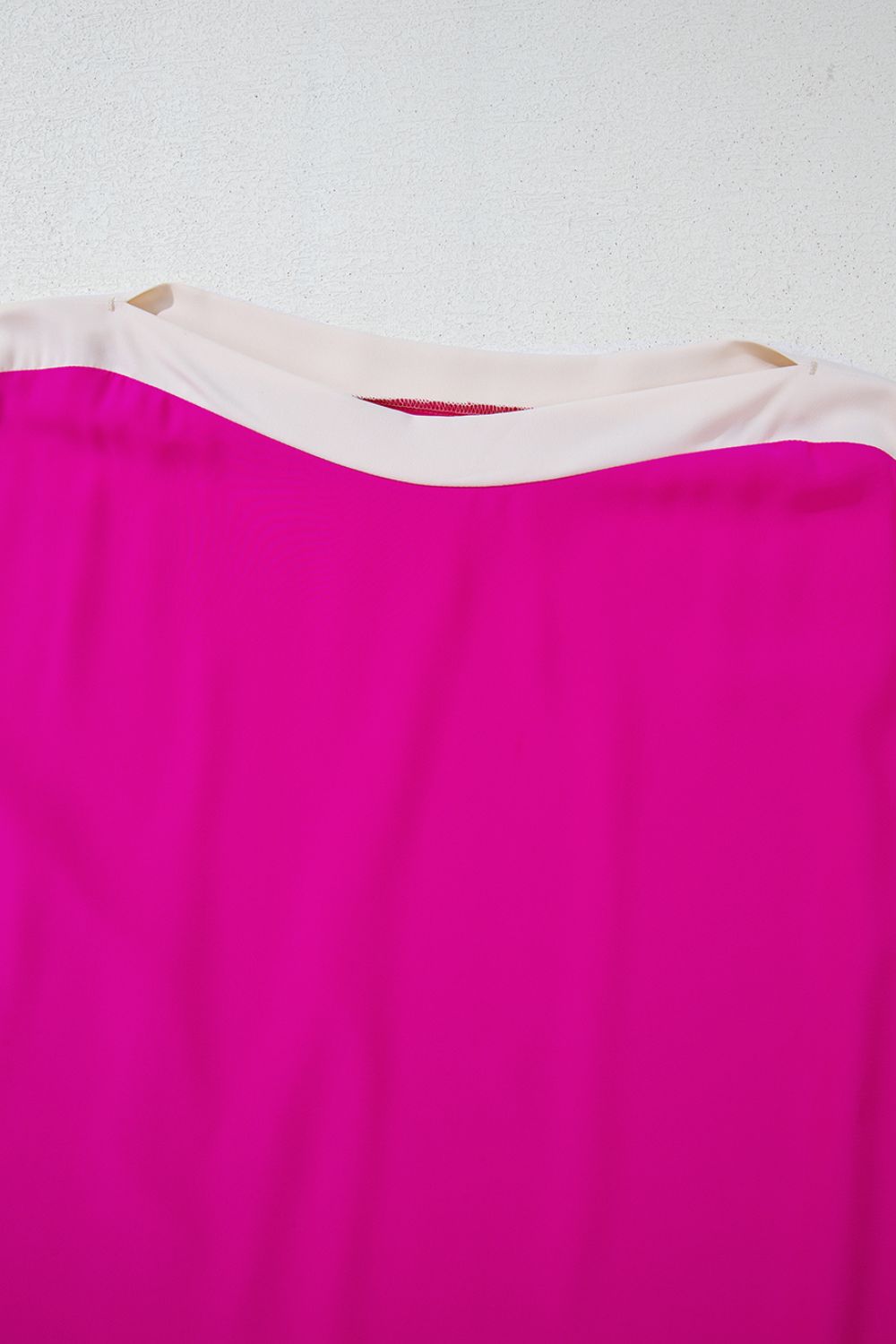 Effortlessly Elegant Blouse with a Timeless Design