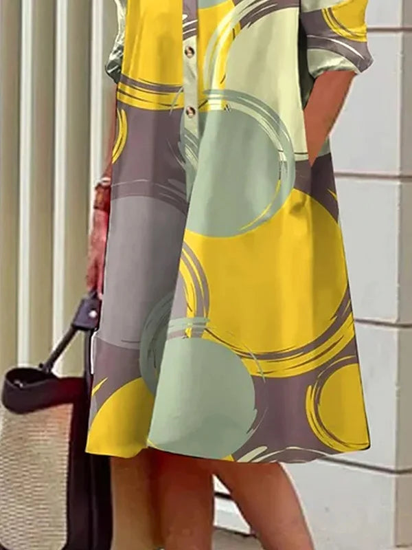 Classic Vintage Dress with a Flattering Fit