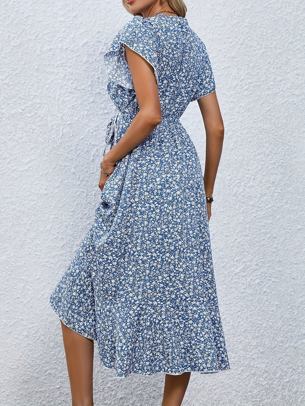 Polished Dress with an Effortless Classic Look