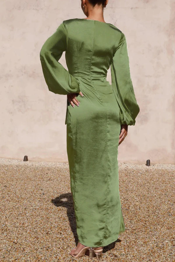 A Vintage Style Dress with Delicate Timeless Details