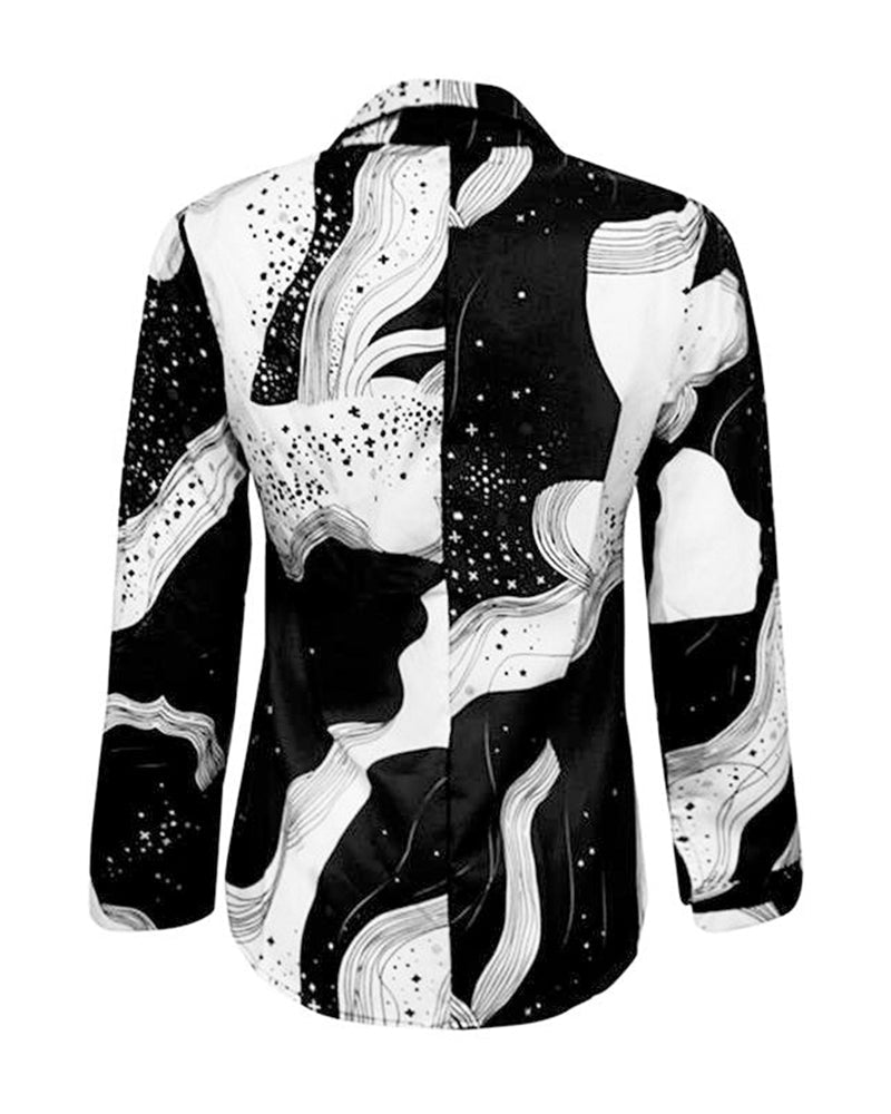 Beautifully Crafted Blouse in a Classic Style