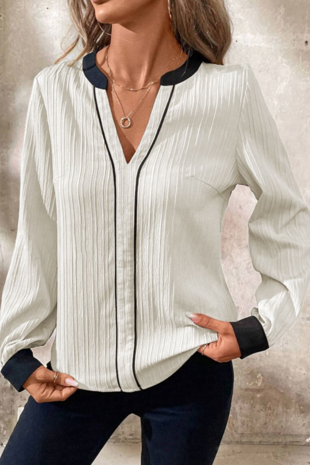 Beautifully Crafted Blouse in a Classic Style