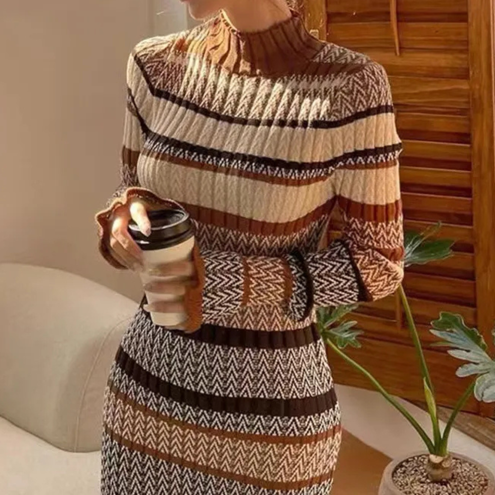 Classic Vintage Dress with a Flattering Fit
