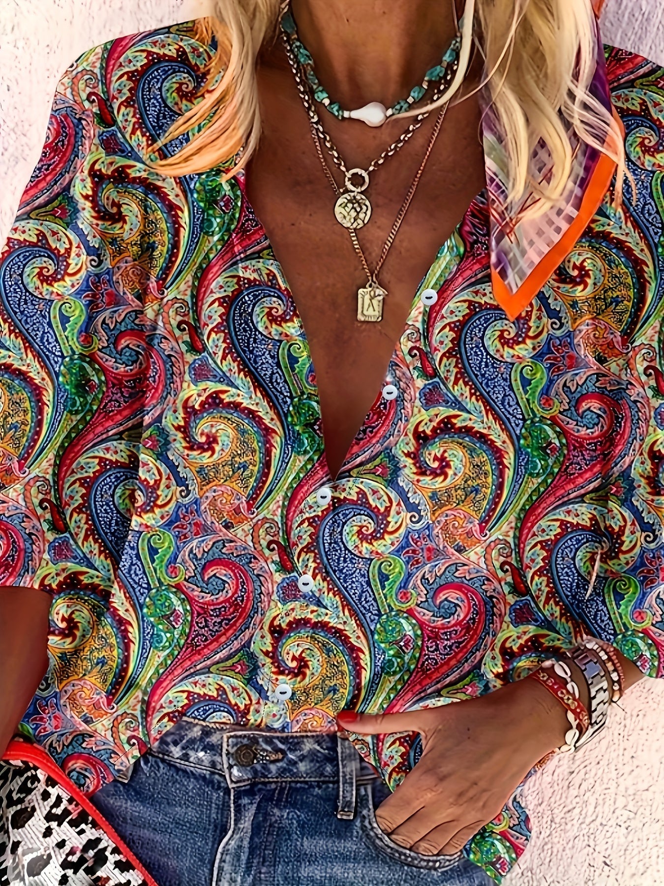 Classic Vintage & Enduringly Stylish Blouse