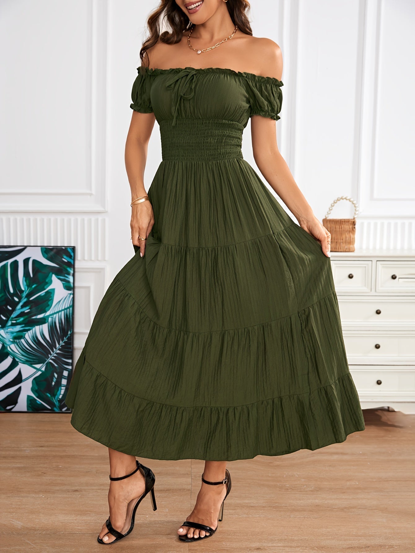 Sophisticated Dress with a Clean Classic Look