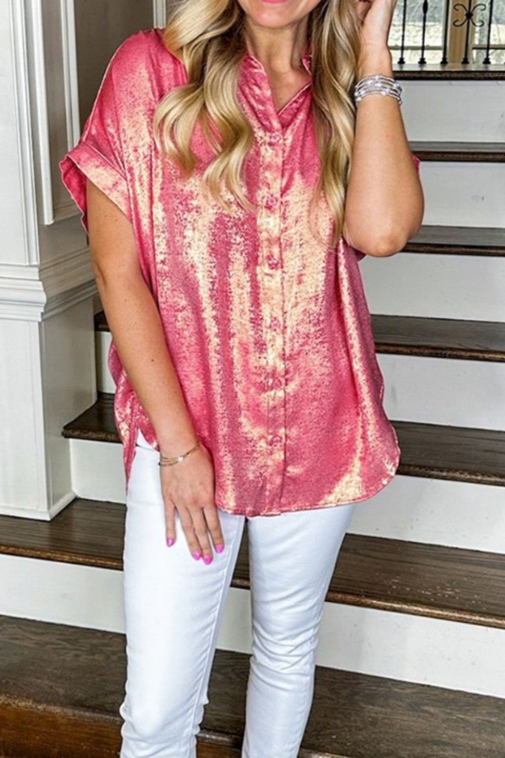 Classic Vintage Shirt with a Flattering Fit