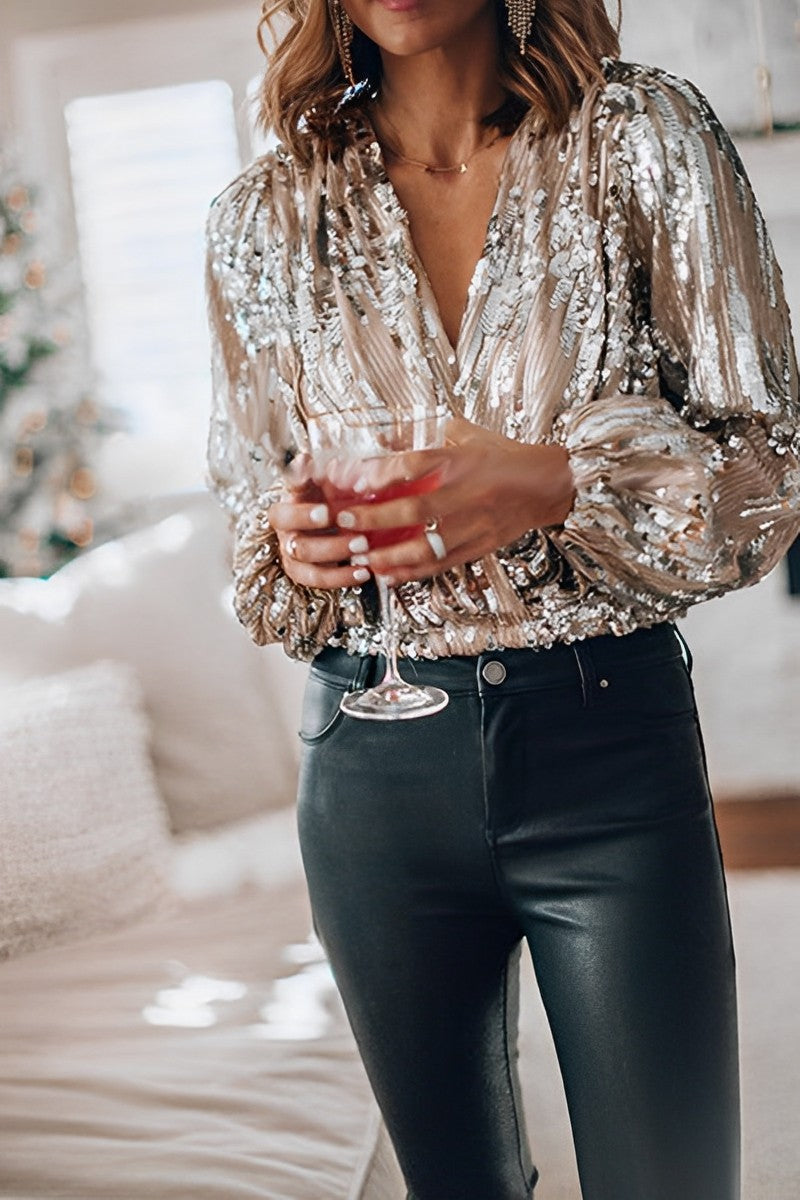 Effortlessly Elegant Blouse with a Timeless Design