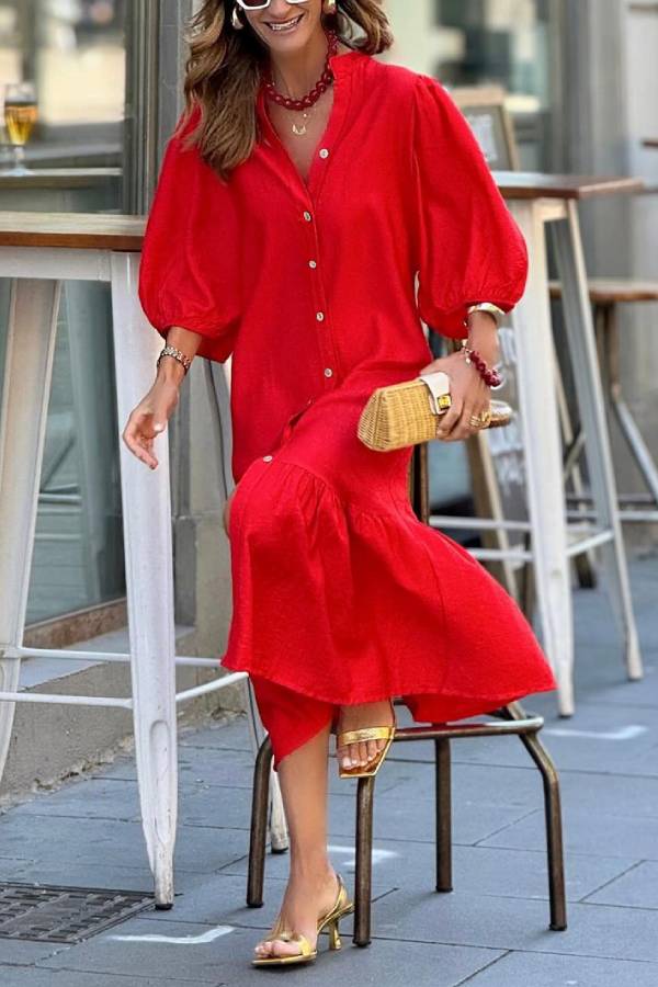 Well Tailored Dress with a Graceful Silhouette