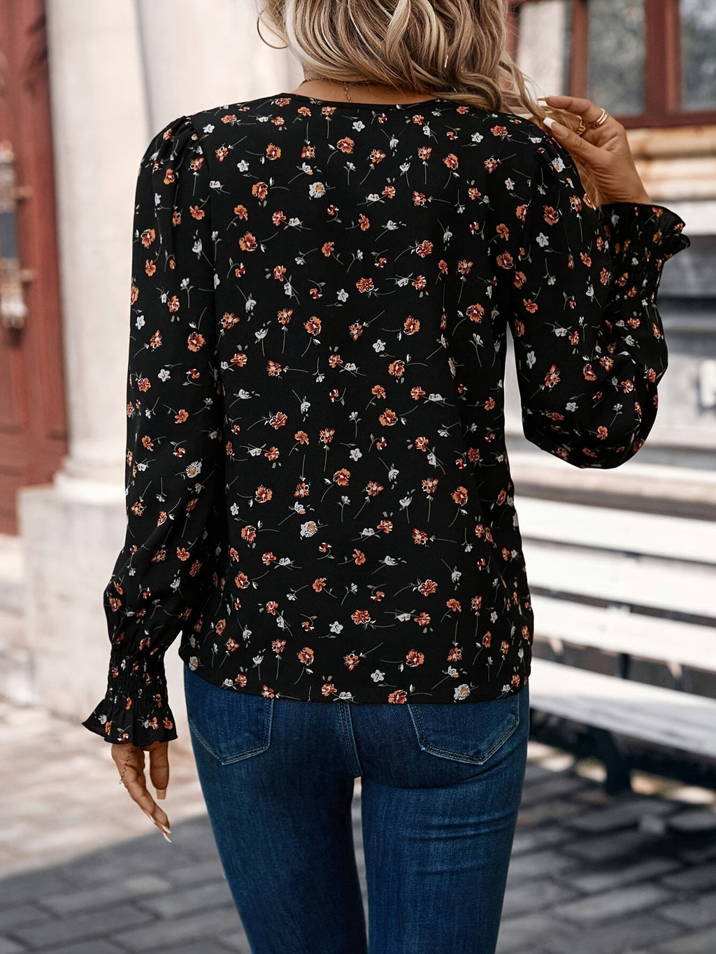Elegantly Styled Blouse for Everyday Wear