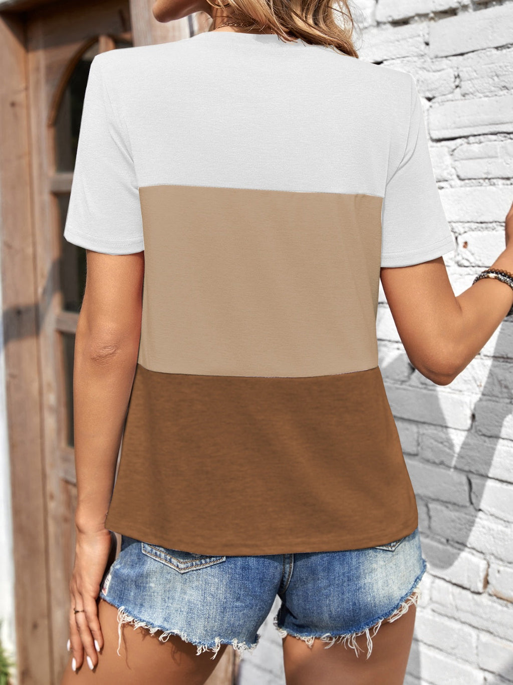 Sophisticated T-Shirt with a Clean Classic Look