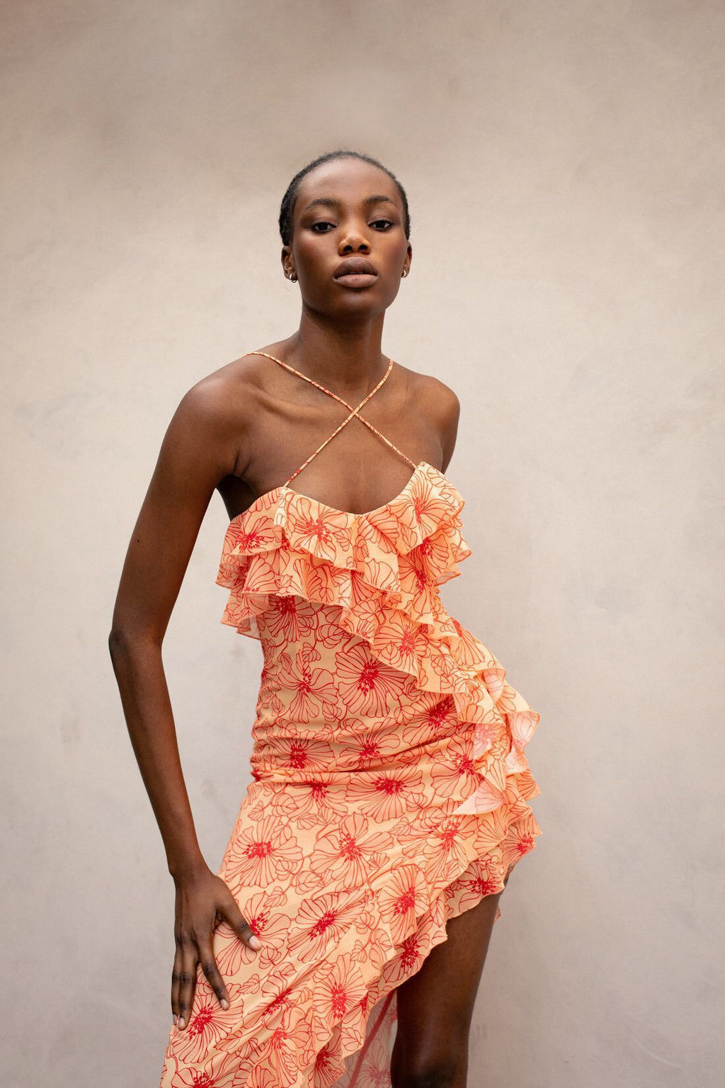 Beautifully Finished Dress in a Timeless Design