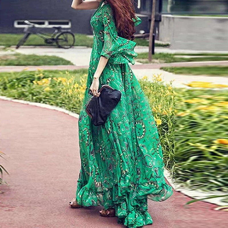Beautifully Crafted Dress in a Classic Style