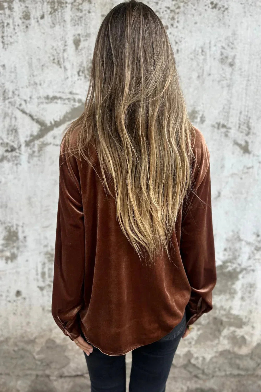 Elegantly Styled Blouse for Everyday Wear