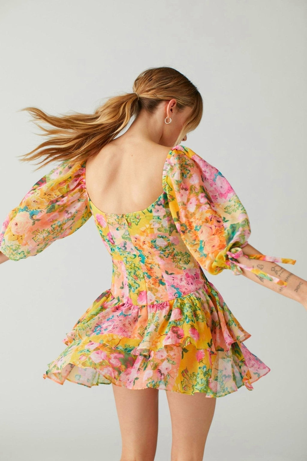 Gracefully Styled Dress for Any Occasion