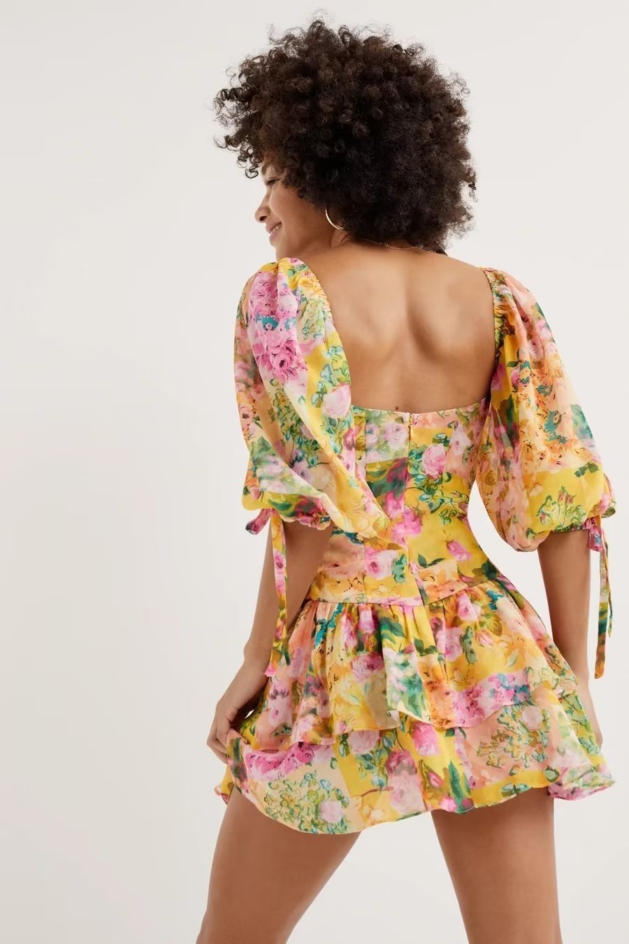 Gracefully Styled Dress for Any Occasion